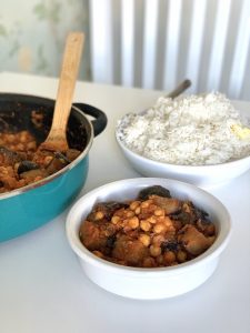 Berenjenas y garabanzos con curry